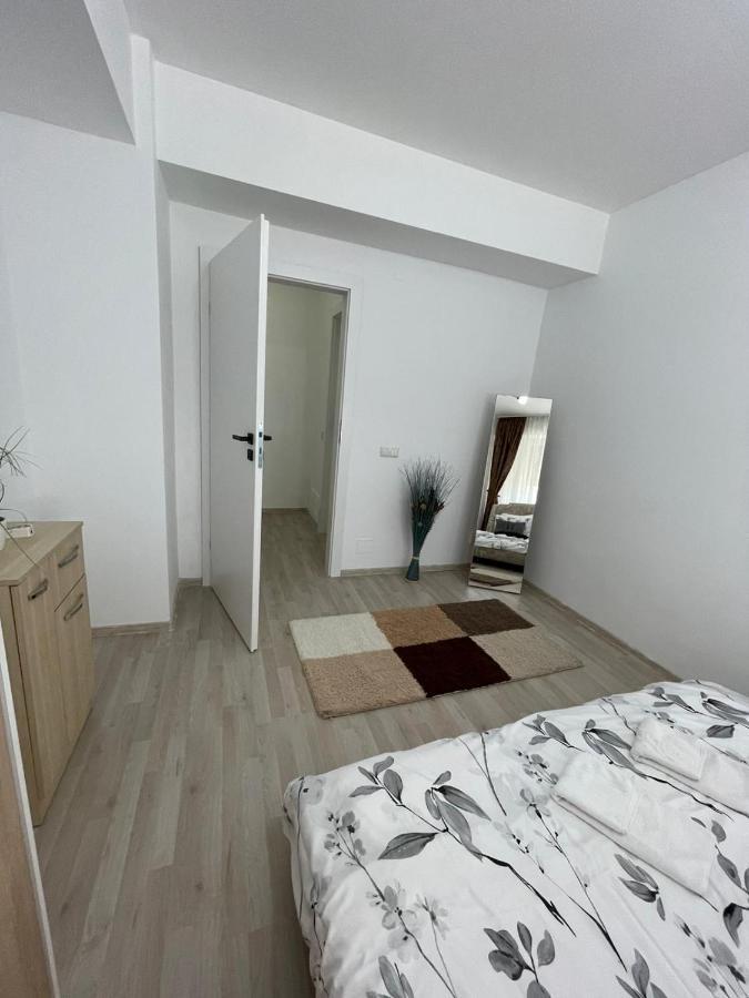 Class Deluxe Apartments 拉迪亚 外观 照片