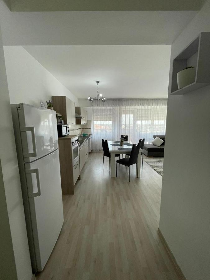 Class Deluxe Apartments 拉迪亚 外观 照片