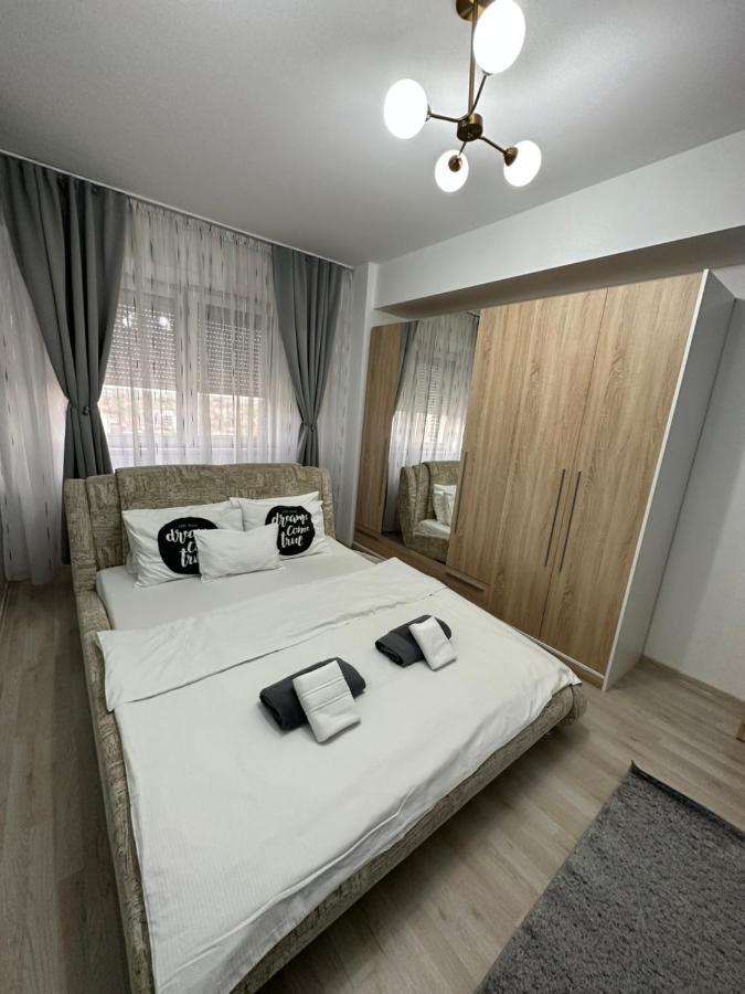 Class Deluxe Apartments 拉迪亚 外观 照片